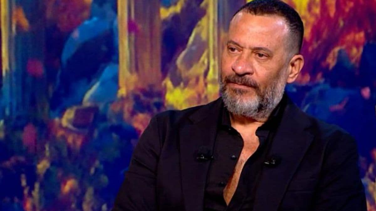 بعد أيام قليلة من ولادته.. ما ملابسات وفاة حفيد ماجد المصري؟